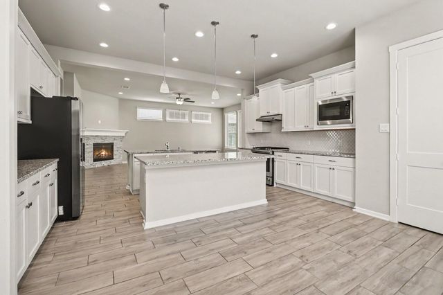 10519 Emory Park, Missouri City, TX 77459