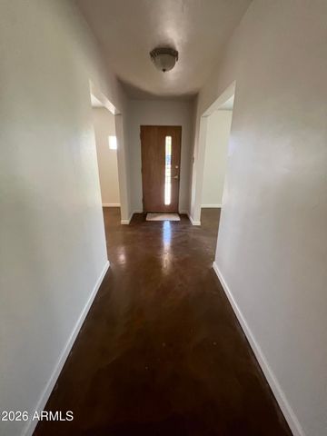 801 W Earll Drive, Phoenix, AZ 85013