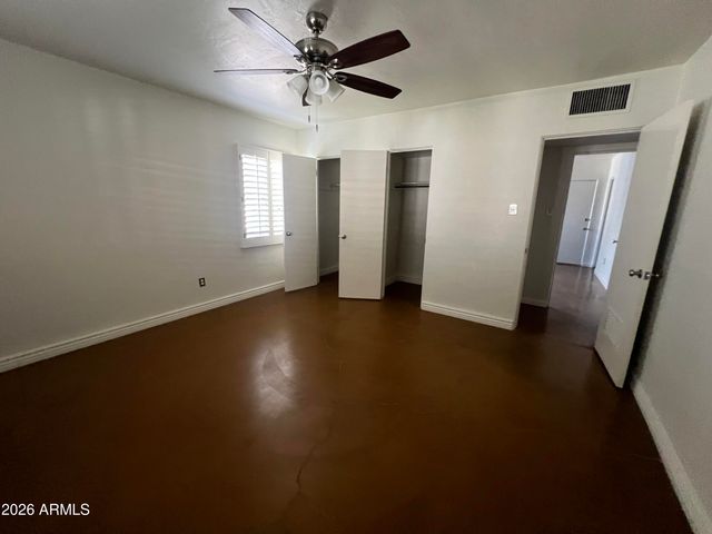 801 W Earll Drive, Phoenix, AZ 85013
