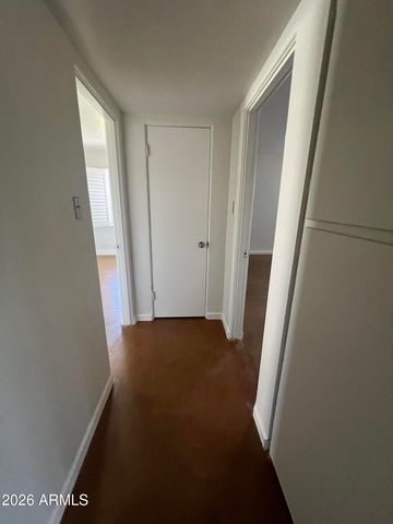 801 W Earll Drive, Phoenix, AZ 85013