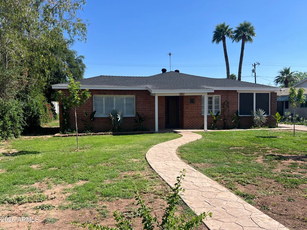 801 W Earll Drive, Phoenix, AZ 85013