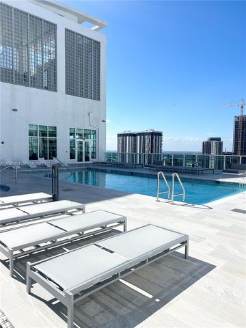 133 NE 2 AV 710, Miami, FL 33132