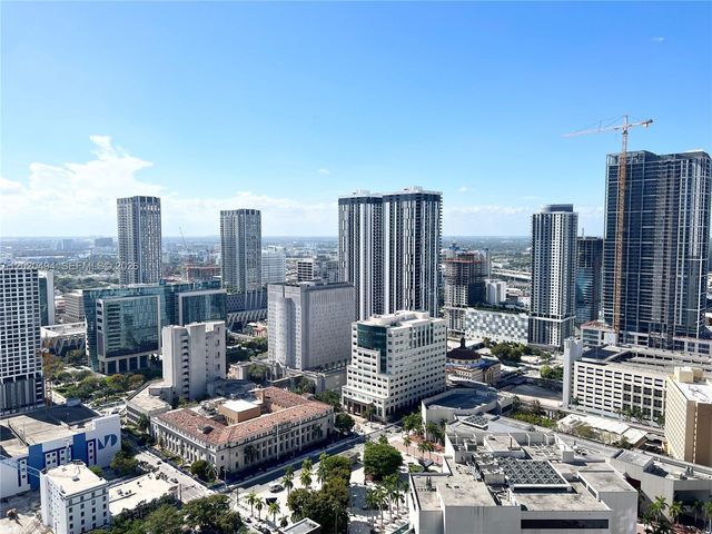 133 NE 2 AV 710, Miami, FL 33132