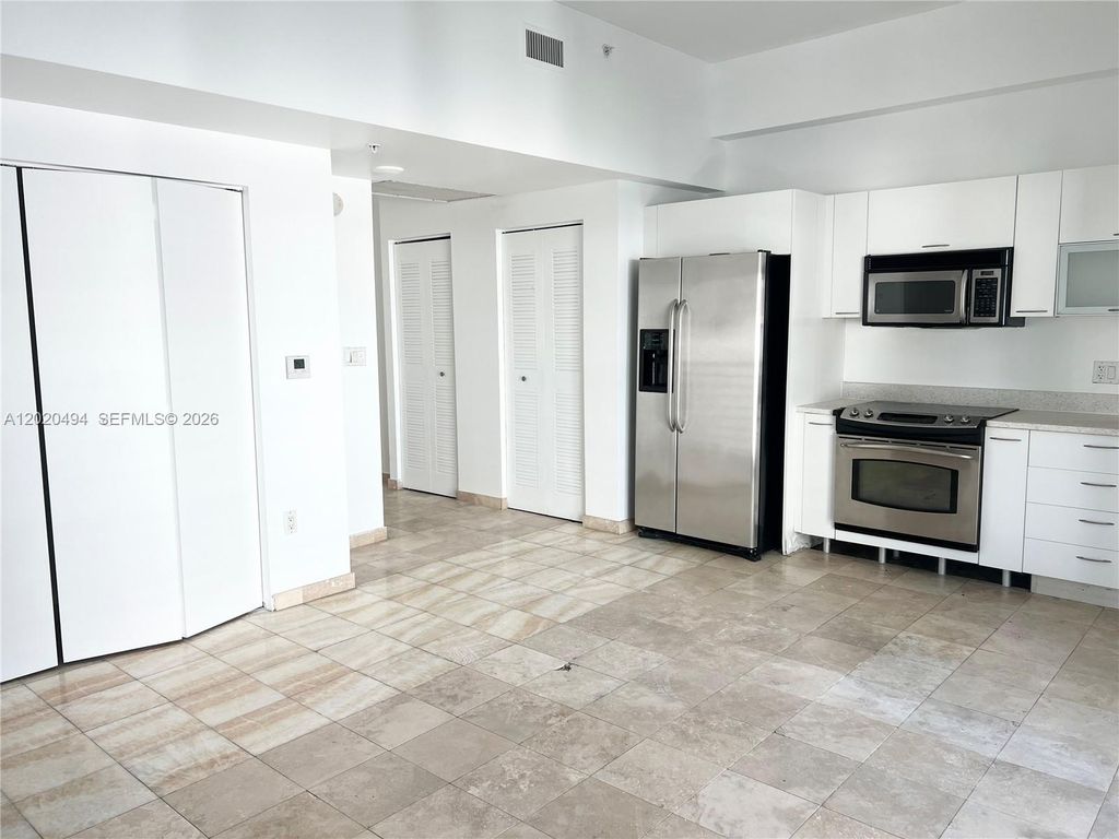 133 NE 2 AV 710, Miami, FL 33132
