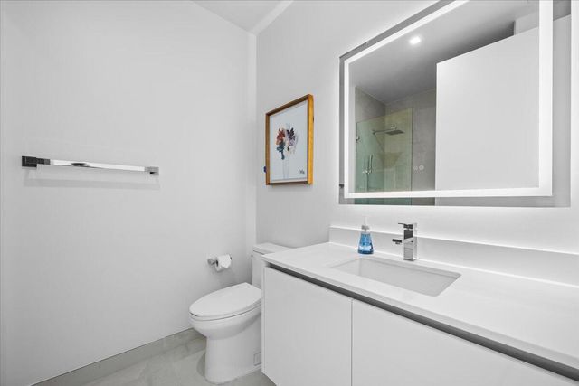 220 LAKE SHORE Drive 710, West Palm Beach, FL 33403
