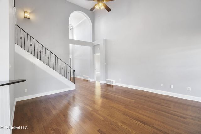 732 Shadow View Drive, Hernando, MS 38632