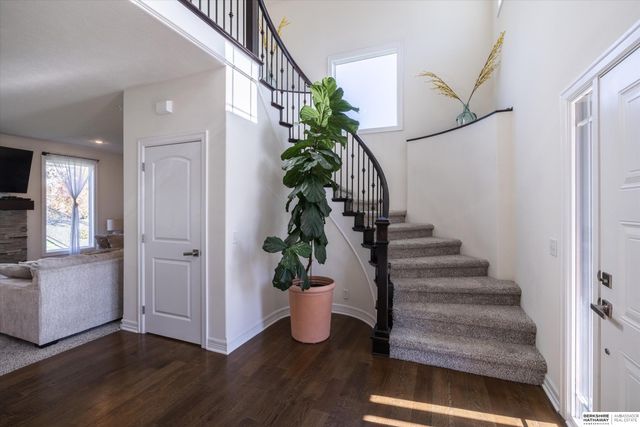 434 Devonshire Drive, Gretna, NE 68028