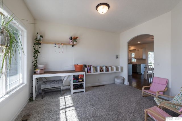 434 Devonshire Drive, Gretna, NE 68028