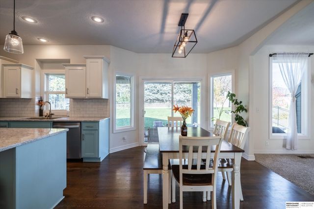 434 Devonshire Drive, Gretna, NE 68028