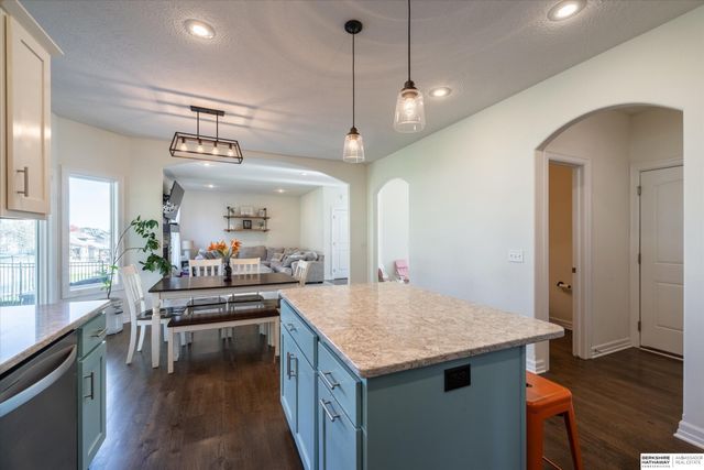 434 Devonshire Drive, Gretna, NE 68028