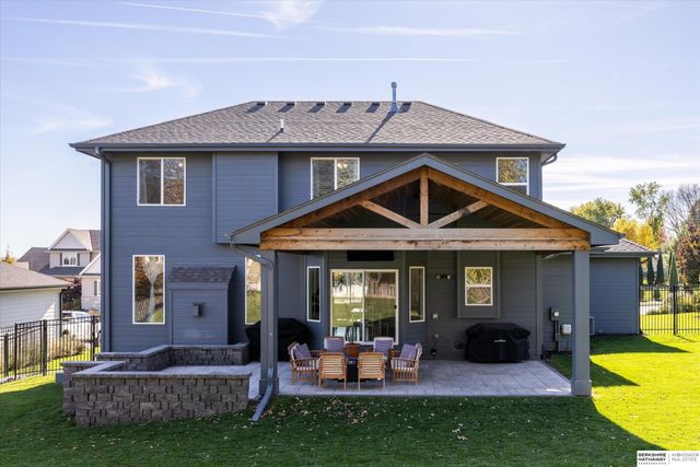 434 Devonshire Drive, Gretna, NE 68028