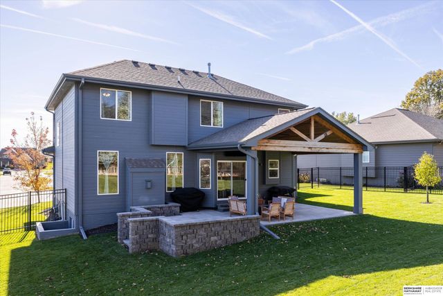 434 Devonshire Drive, Gretna, NE 68028