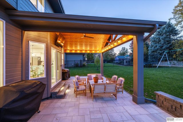 434 Devonshire Drive, Gretna, NE 68028