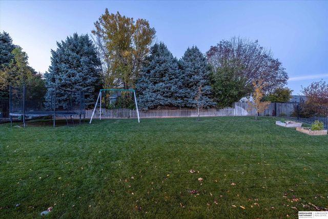 434 Devonshire Drive, Gretna, NE 68028