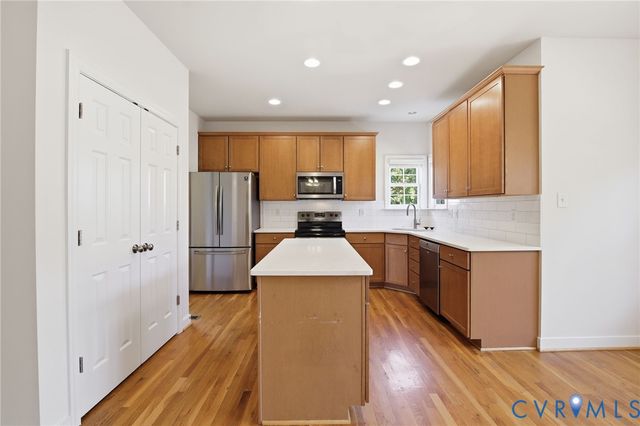 1700 Pine Cliff Ter, Glen Allen, VA 23228