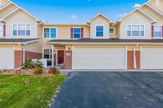 5377 172nd Street W 2002, Lakeville, MN 55024