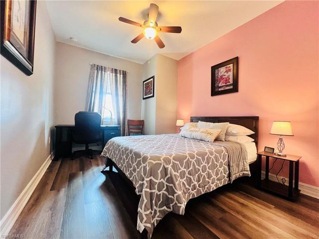 28008 Sosta LN 4, Bonita Springs, FL 34135