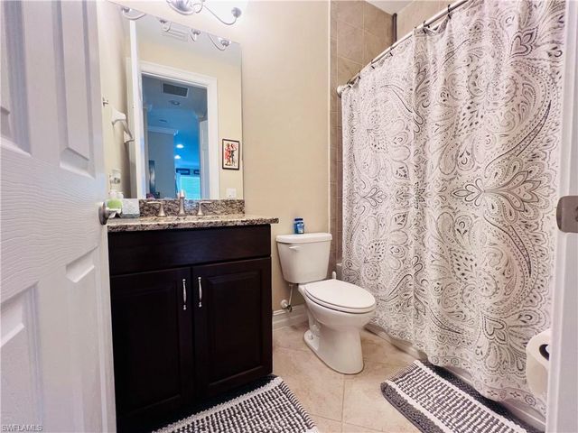 28008 Sosta LN 4, Bonita Springs, FL 34135