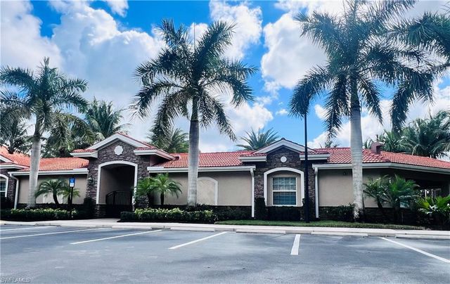 28008 Sosta LN 4, Bonita Springs, FL 34135