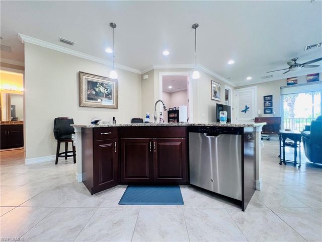 28008 Sosta LN 4, Bonita Springs, FL 34135