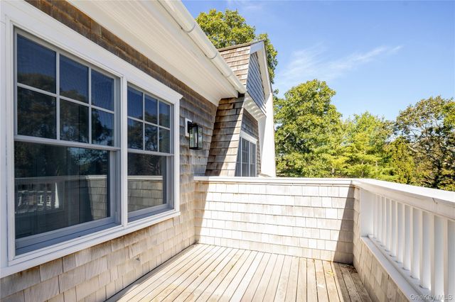 100 Griffing Avenue, Westhampton Beach, NY 11978