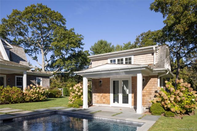 100 Griffing Avenue, Westhampton Beach, NY 11978