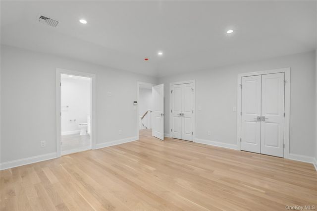 1 Hobart Street, Bronxville, NY 10708