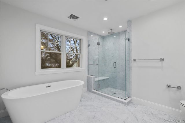 1 Hobart Street, Bronxville, NY 10708