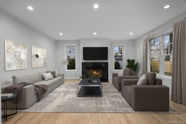 1 Hobart Street, Bronxville, NY 10708