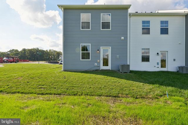 100 POMO LN, Winchester, VA 22602