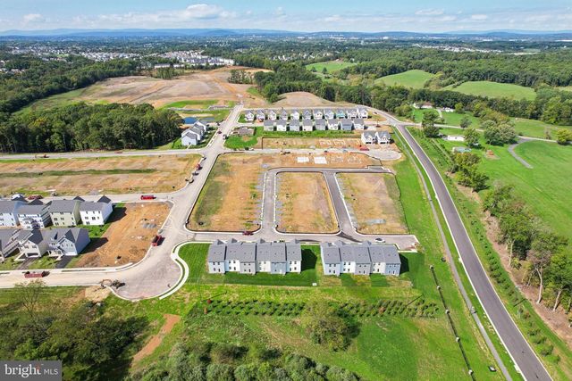 100 POMO LN, Winchester, VA 22602