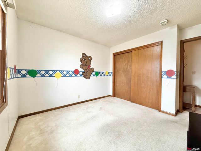 3320 N 73 Street, Lincoln, NE 68507