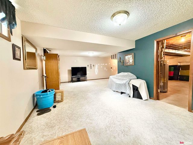 3320 N 73 Street, Lincoln, NE 68507