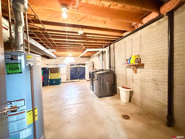 3320 N 73 Street, Lincoln, NE 68507