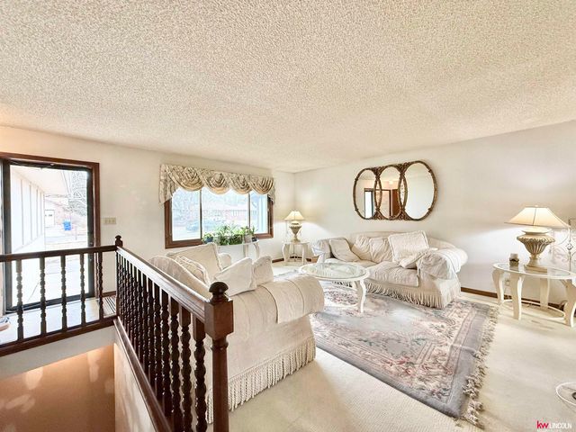 3320 N 73 Street, Lincoln, NE 68507