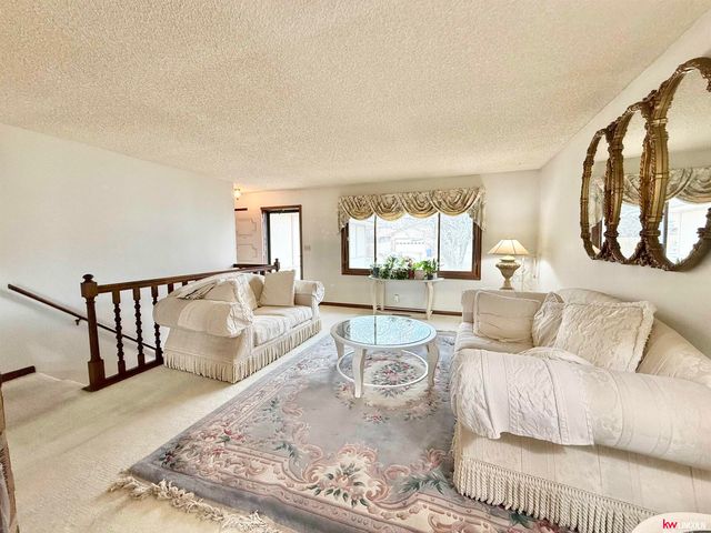 3320 N 73 Street, Lincoln, NE 68507