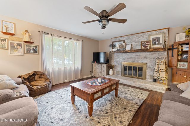 124 Westmoreland Drive, Maryville, TN 37803