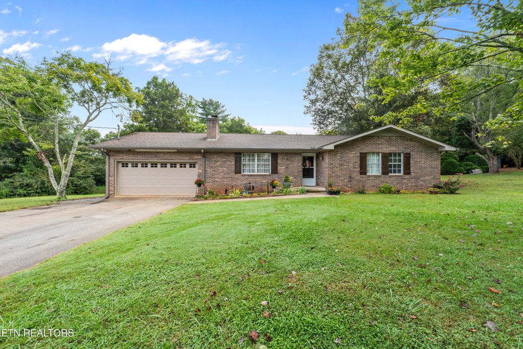 124 Westmoreland Drive, Maryville, TN 37803