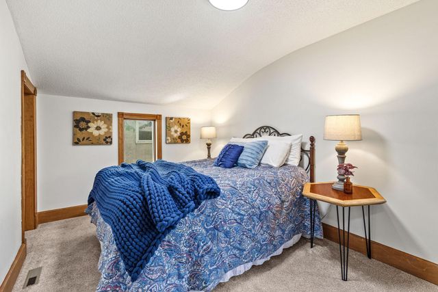 1106 5th Avenue S, South Saint Paul, MN 55075