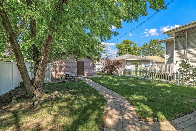 1106 5th Avenue S, South Saint Paul, MN 55075