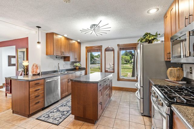 1106 5th Avenue S, South Saint Paul, MN 55075