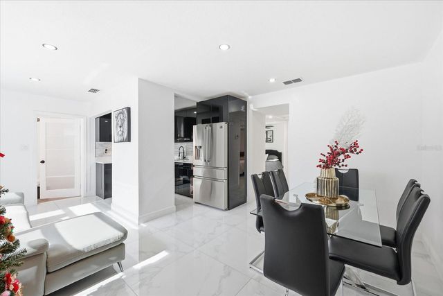 2521 W MINNEHAHA STREET, Tampa, FL 33614