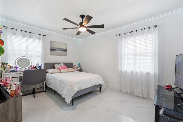 2521 W MINNEHAHA STREET, Tampa, FL 33614