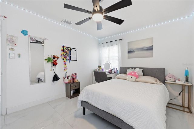 2521 W MINNEHAHA STREET, Tampa, FL 33614