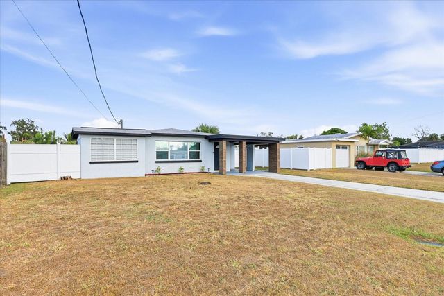 2521 W MINNEHAHA STREET, Tampa, FL 33614