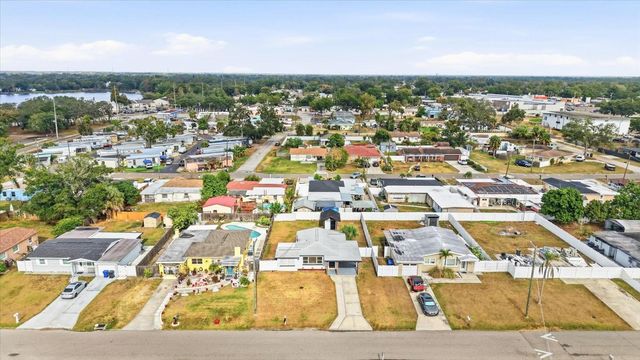 2521 W MINNEHAHA STREET, Tampa, FL 33614