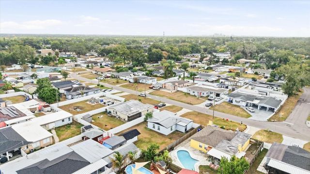 2521 W MINNEHAHA STREET, Tampa, FL 33614