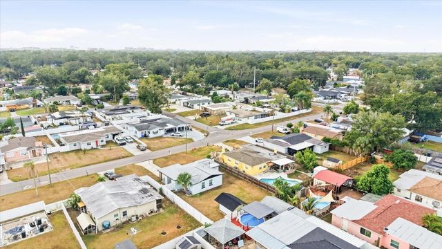 2521 W MINNEHAHA STREET, Tampa, FL 33614