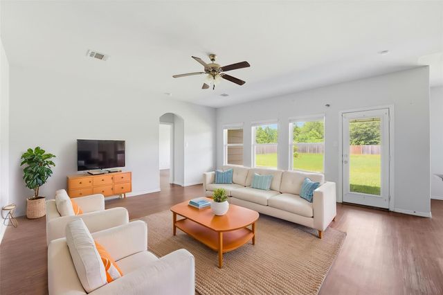 10239 Plum Grove Road, Cleveland, TX 77327