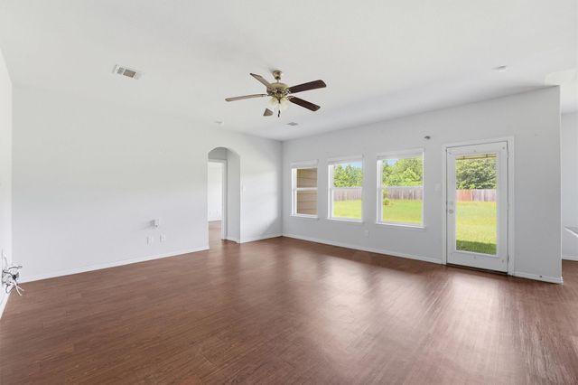 10239 Plum Grove Road, Cleveland, TX 77327